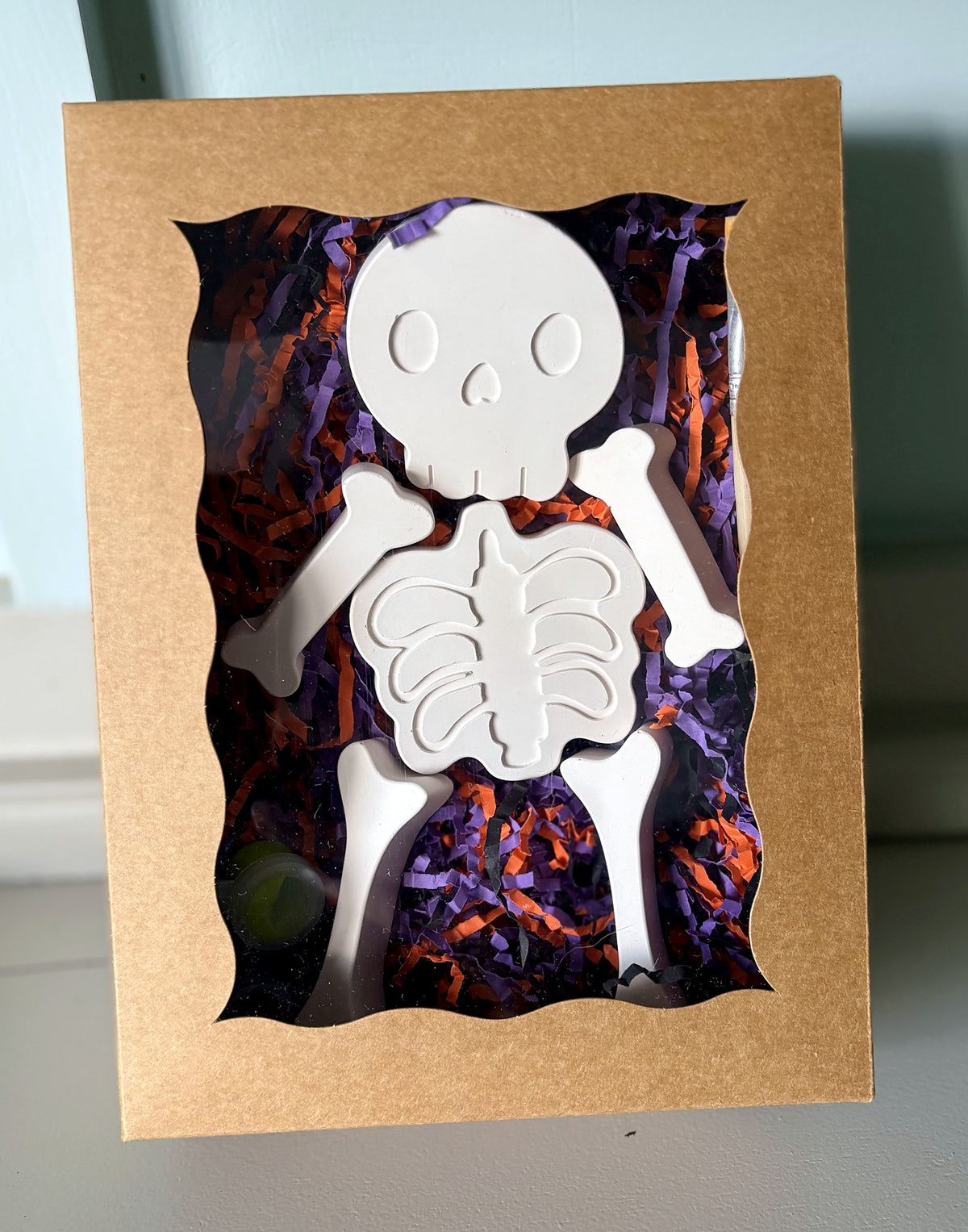 Skeleton Man Paint Kit for Kids – Build & Paint Your Own Skeleton!